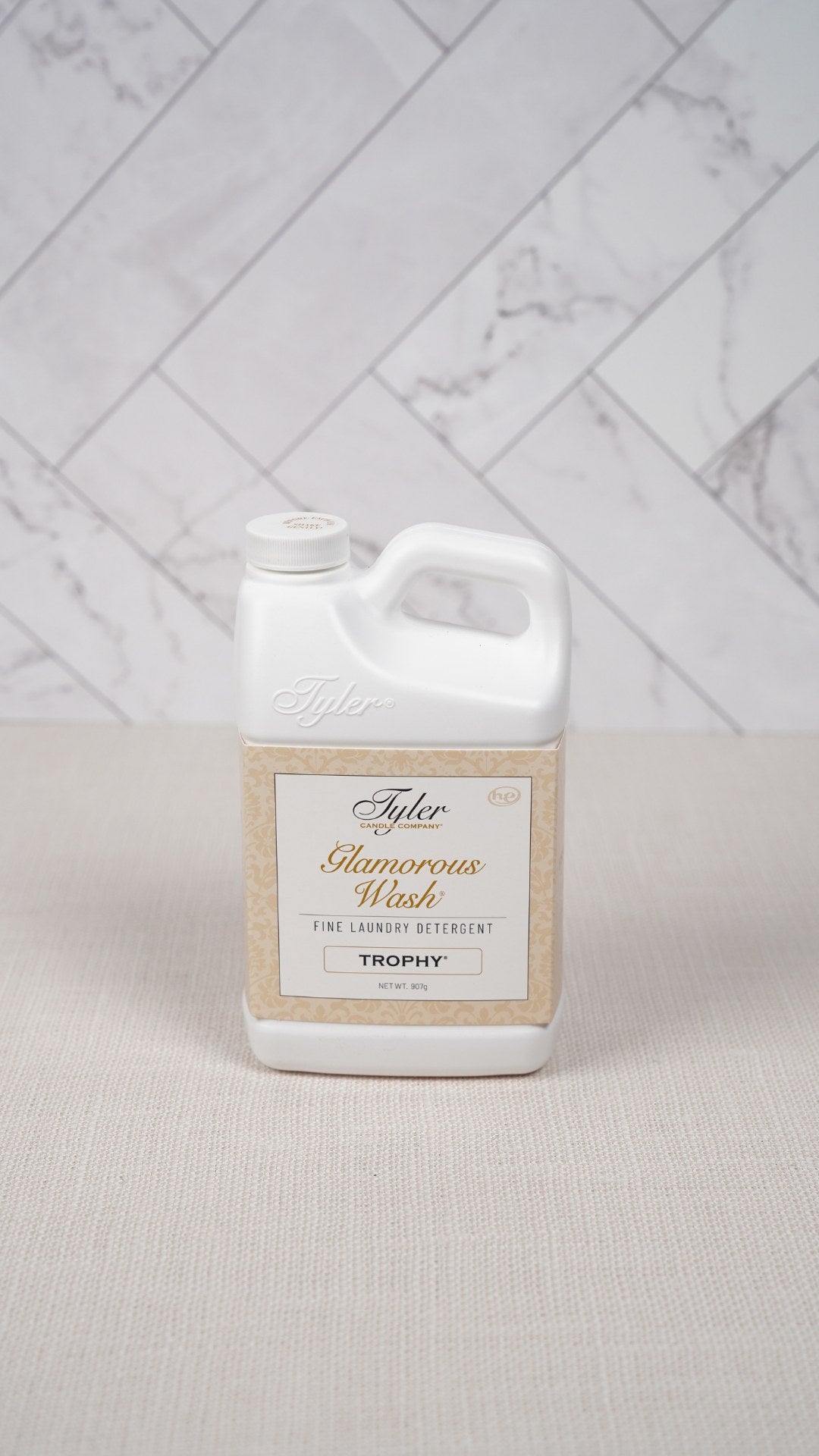 GLAMOROUS WASH® Detergent 32oz Medium Bottle