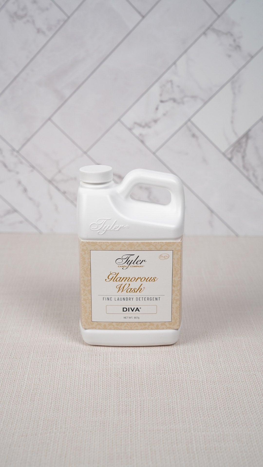 GLAMOROUS WASH® Detergent 32oz Medium Bottle