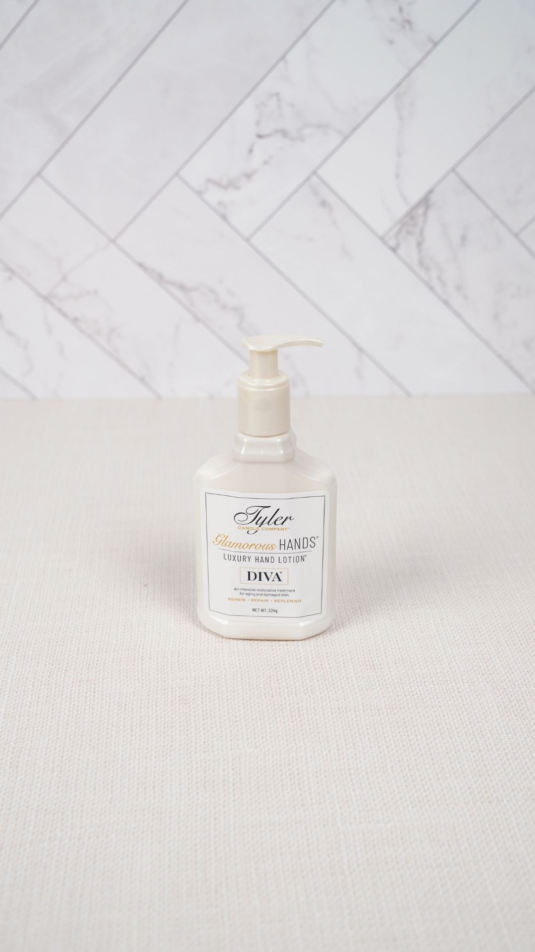 LUXURY HAND LOTION® 224g