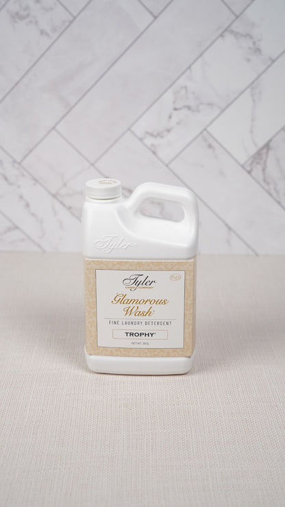 GLAMOROUS WASH® Detergent 32oz Medium Bottle