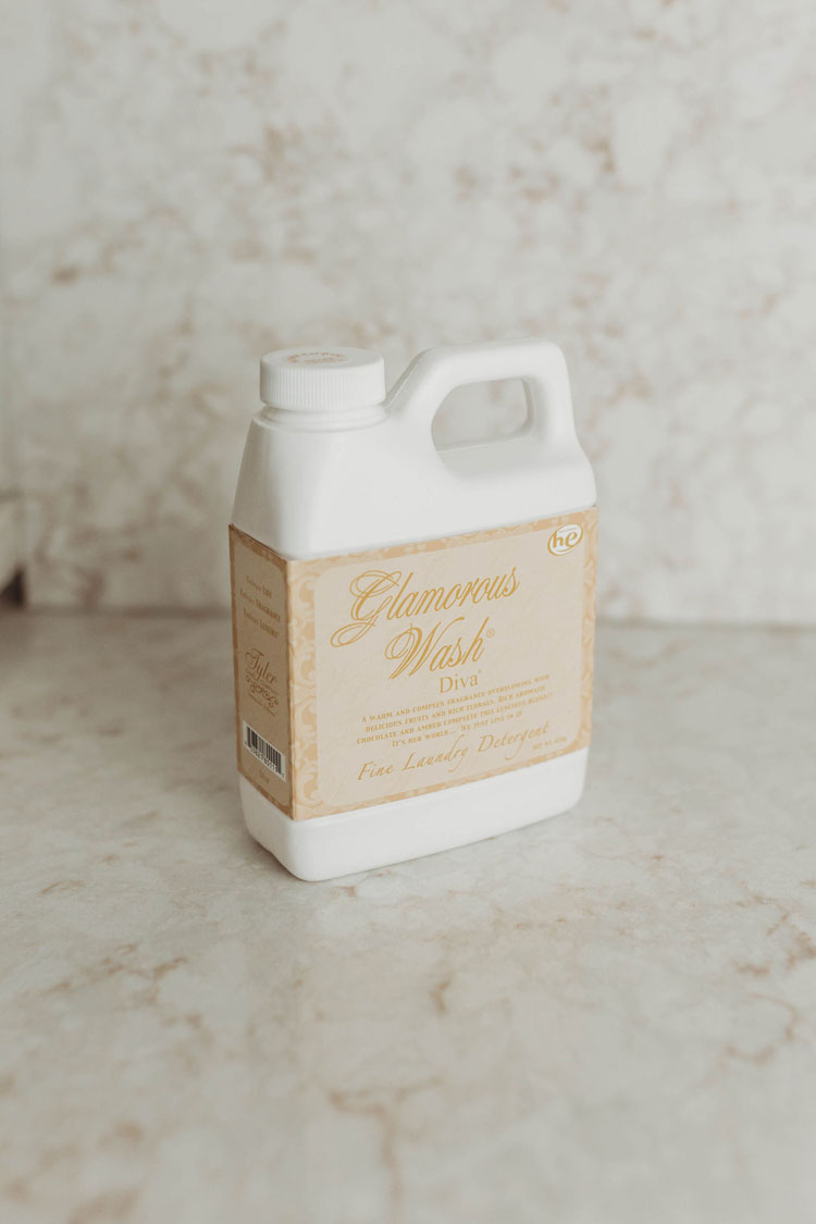 GLAMOROUS WASH® Detergent 16oz Small Bottle